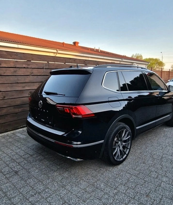 Volkswagen Tiguan Allspace cena 108300 przebieg: 76000, rok produkcji 2020 z Zielonka małe 352
